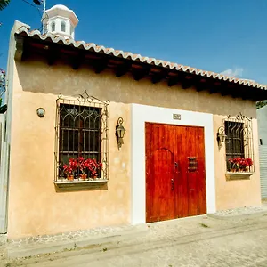 Casa Elena Bed & Breakfast